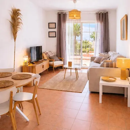 Apartamento La Amapola, A Little Oasis With Sea View, Pool & Terrace In Nerja