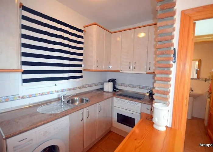 La Amapola, A Little Oasis With Sea View, 200 Meters From The Beach. * Nerja